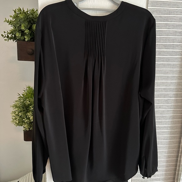 Torrid NWT deep black blouse- beautiful quality! - Picture 5 of 8